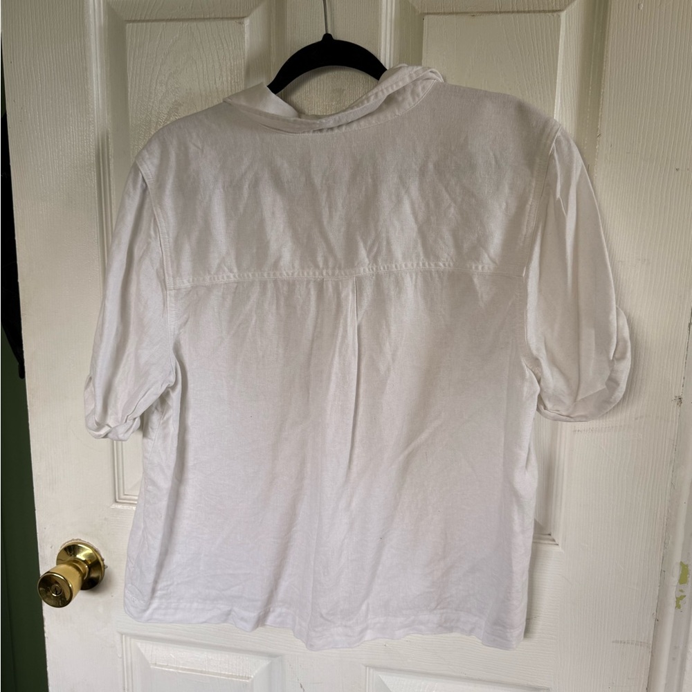 Universal Thread White Blouse - Picture 2 of 2